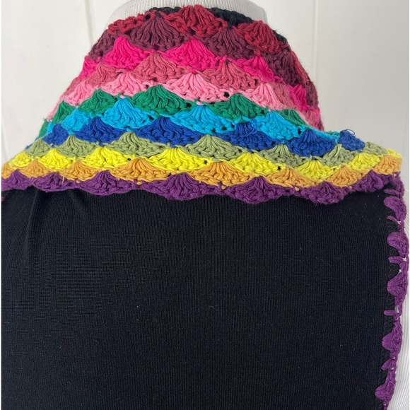 Double Zero Multicolored crocheted Vest - Picture 6 of 11